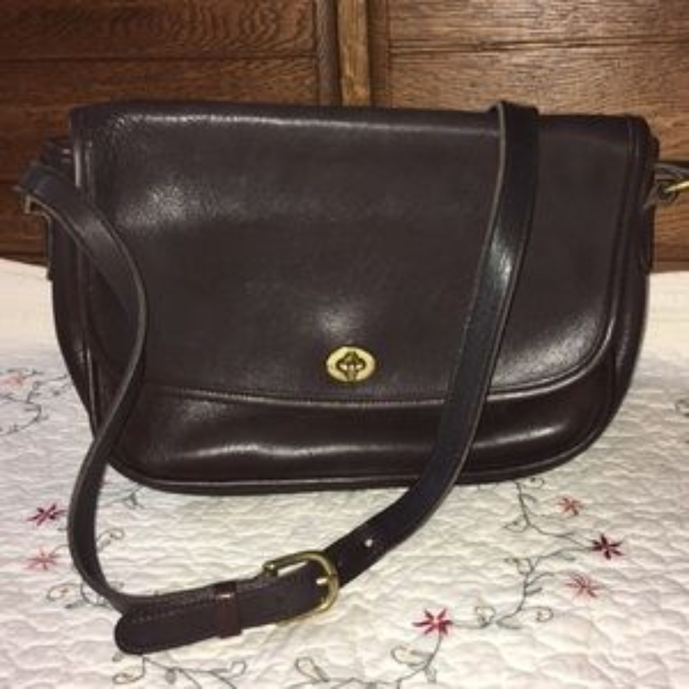 Coach vintage brown leather crossbody bag
